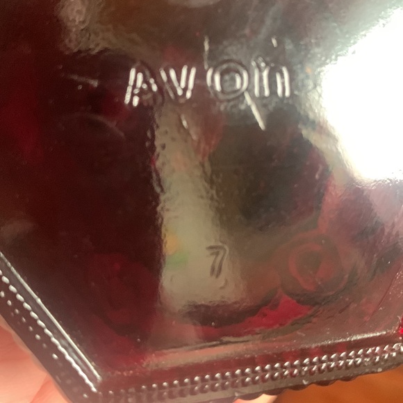 Vintage Avon 1876 Cape Cod Collection Candleholder Set Ruby Red Dark Red Glass - Picture 3 of 9